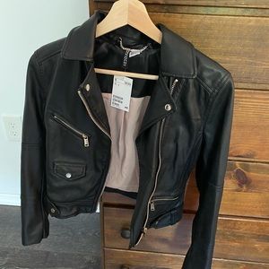 H&M faux leather vegan jacket, NWT size 2